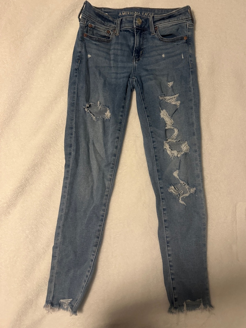 American Eagle Outfitters Light Blue Distressed Skinny Jeans
